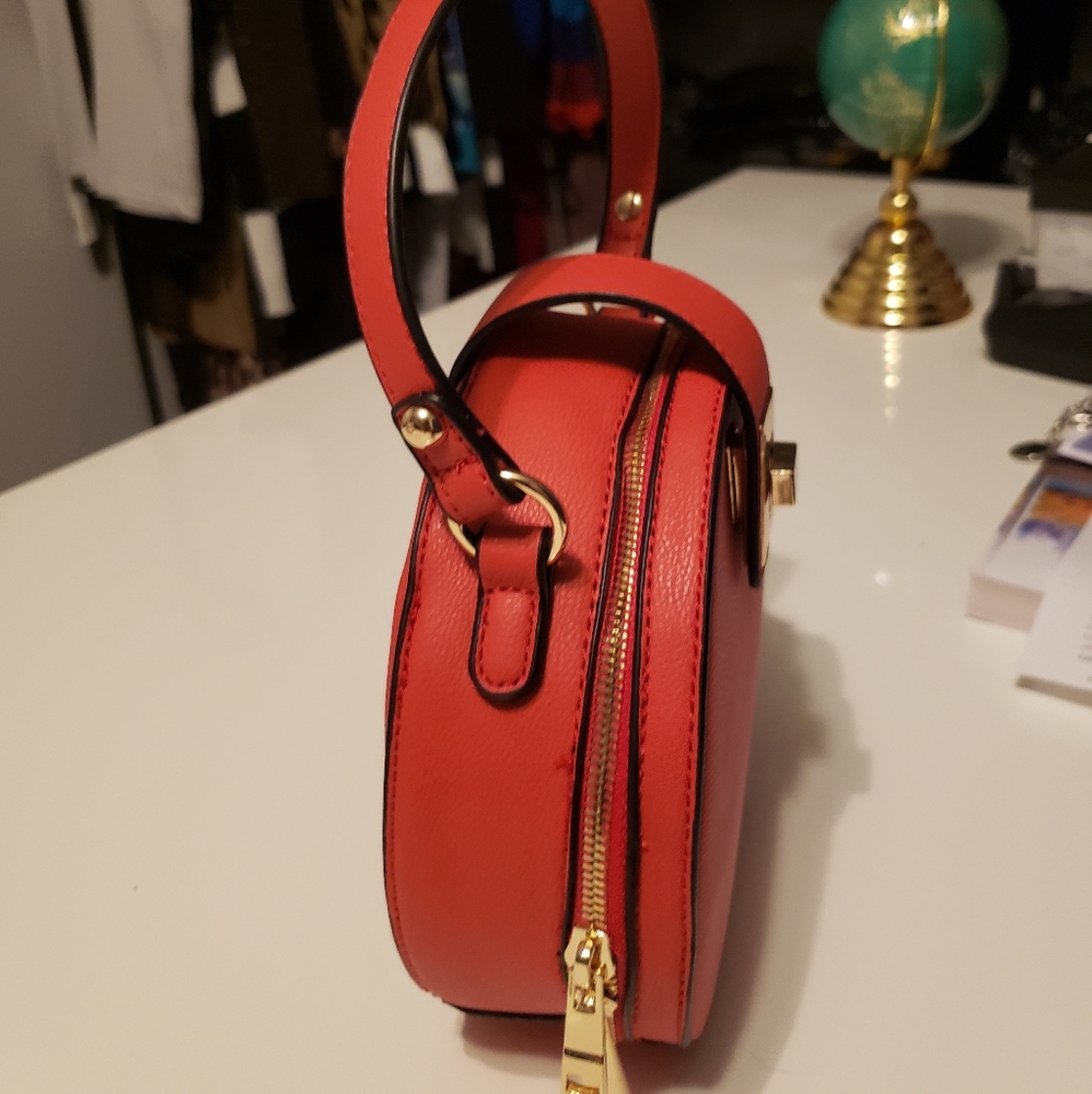 Handbag - Picture 2 of 4